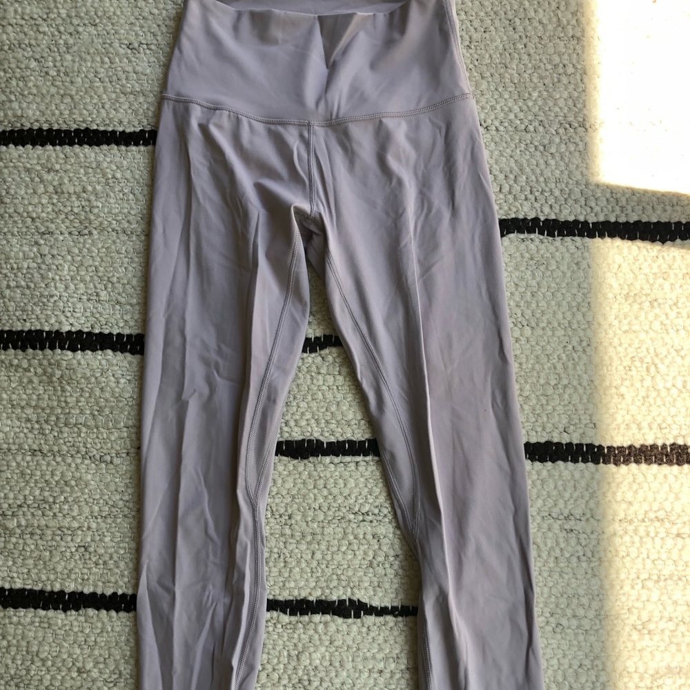 EUC 25” pale pink Lululemon Align Leggings